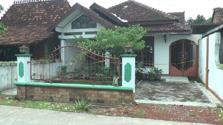 Rumah Botosengon demak Teror Hantu